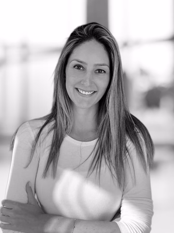 Débora Fava